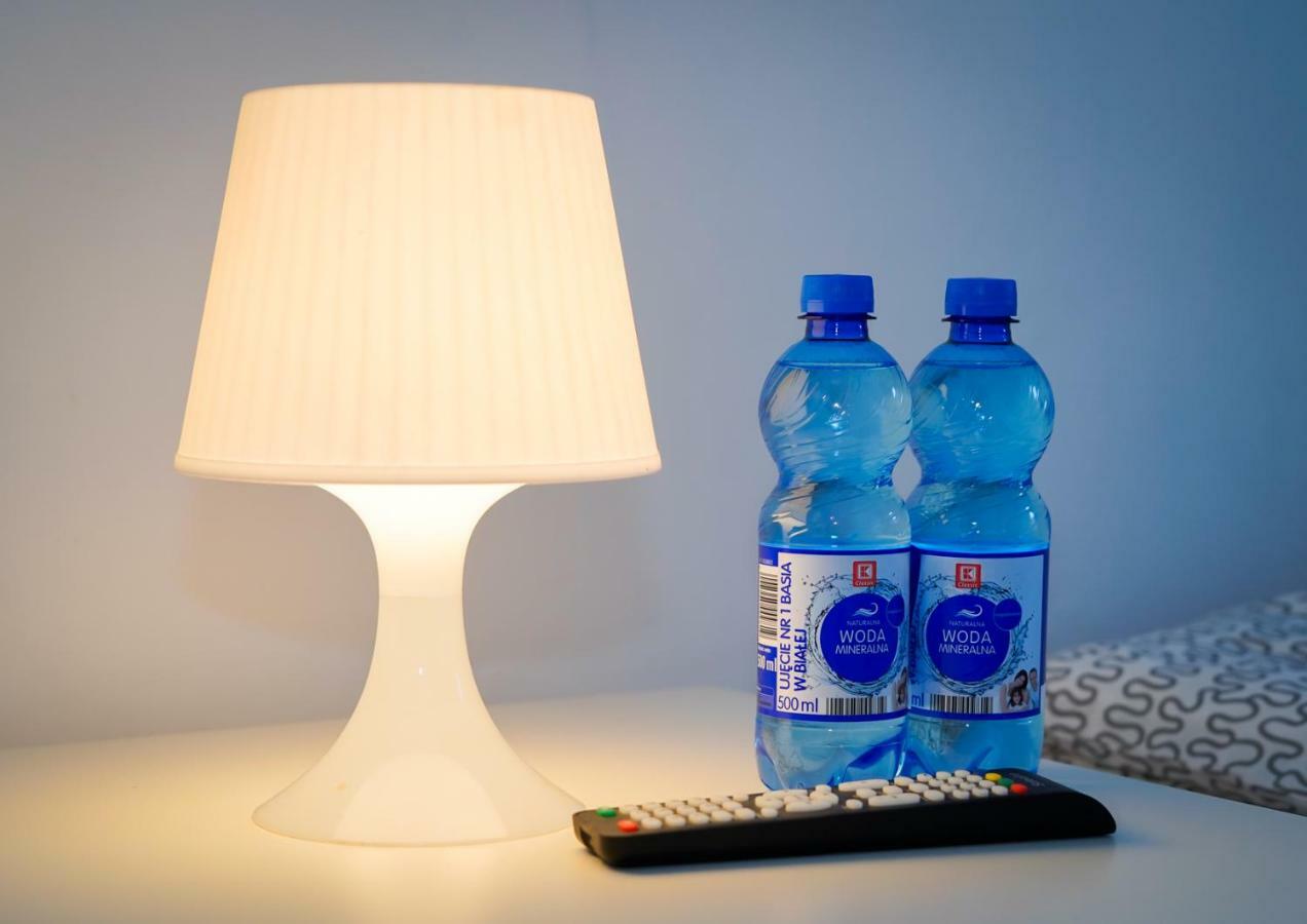 Noclegi Woku Świebodzice Exteriör bild